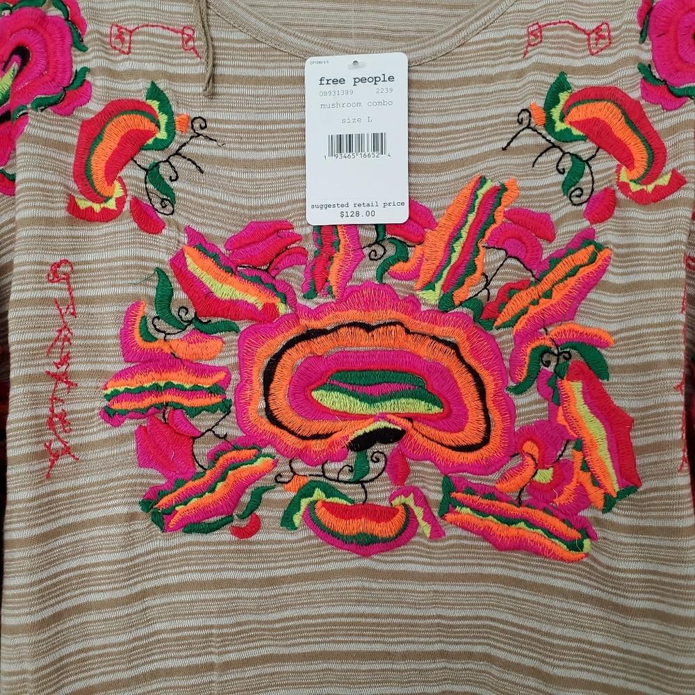 Free People Catalunya Embroidered Oversized Cropped Top in Mushroom Combo Size L - Picture 3 of 16
